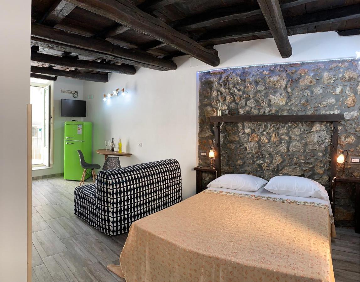 Conte'S House Apartment Чефалу Екстериор снимка
